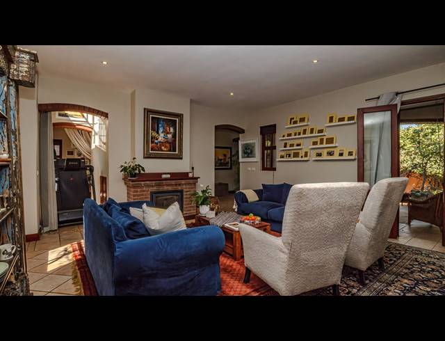 4 BEDROOM FREEHOLD FOR SALE IN FAERIE GLEN